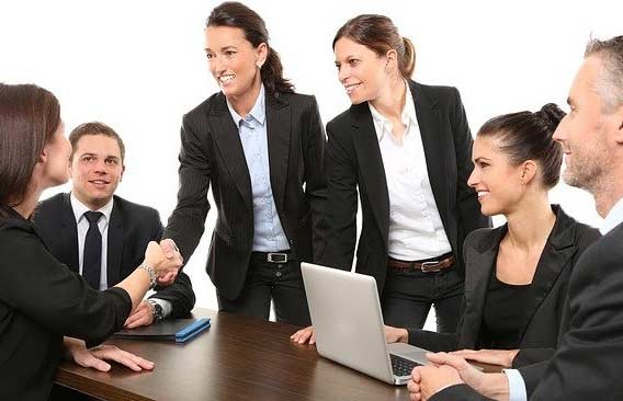 Guia Completo: 195 das Perguntas Mais Comuns em Entrevista de Emprego em Inglês